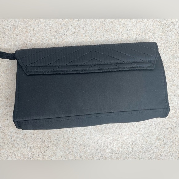 NEIMAN MARCUS Black Satin Evening Bag Wristlet Purse Envelope Quilted - Picture 3 of 8